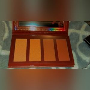 Ace beatutē bronzed in paradise eyeshadow palette